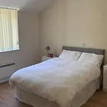 2 Bed Beachfront Inchydoney Cork 公寓 *