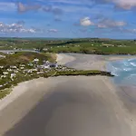 2 Bed Beachfront Inchydoney Cork Lägenhet *