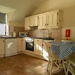 2 Bed Beachfront Inchydoney Cork Lägenhet *