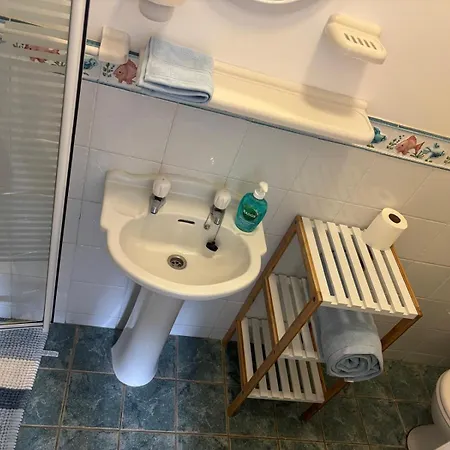 2 Bed Beachfront Inchydoney *