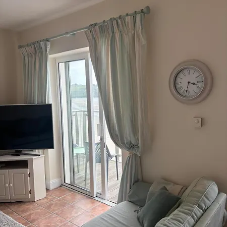 2 Bed Beachfront Apartment Inchydoney Cork Balnacart