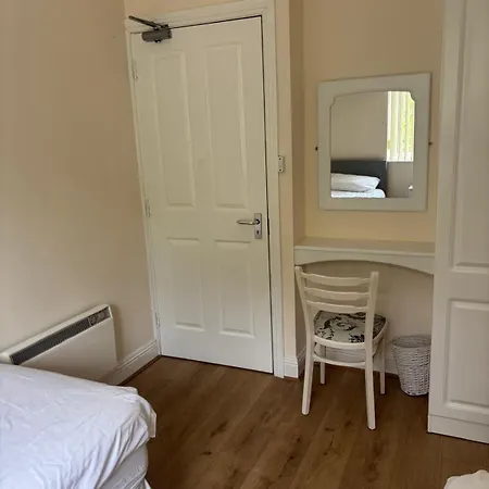 2 Bed Beachfront Inchydoney Cork Apartament *