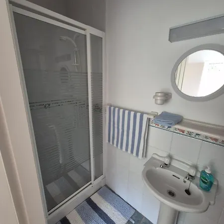 2 Bed Beachfront Inchydoney Cork