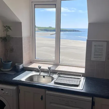 2 Bed Beachfront Apartment Inchydoney Cork Balnacart