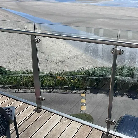 2 Bed Beachfront Inchydoney 公寓 科克