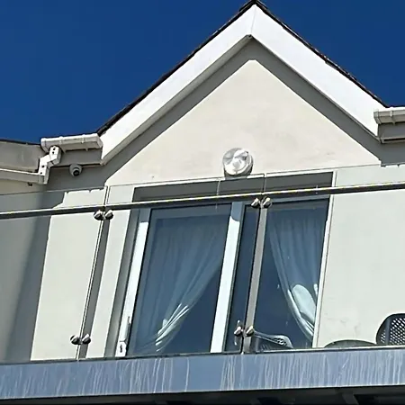 2 Bed Beachfront Inchydoney Cork