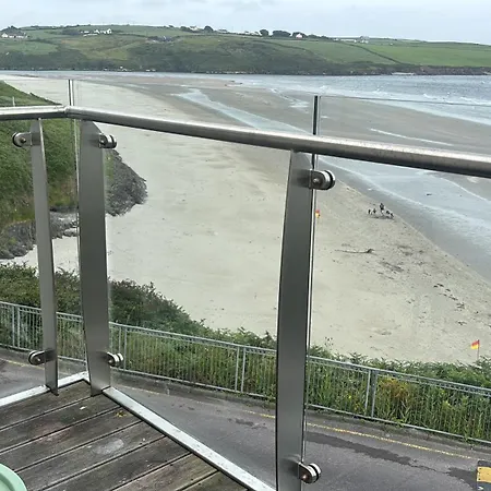 2 Bed Beachfront Inchydoney Apartament