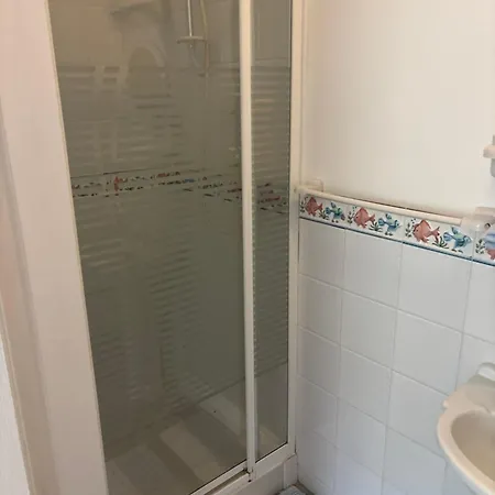 2 Bed Beachfront Inchydoney *