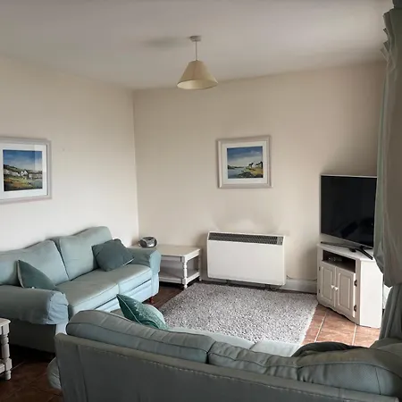 2 Bed Beachfront Inchydoney Apartament