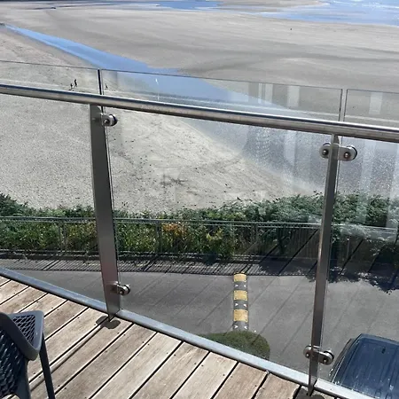 2 Bed Beachfront Inchydoney Cork