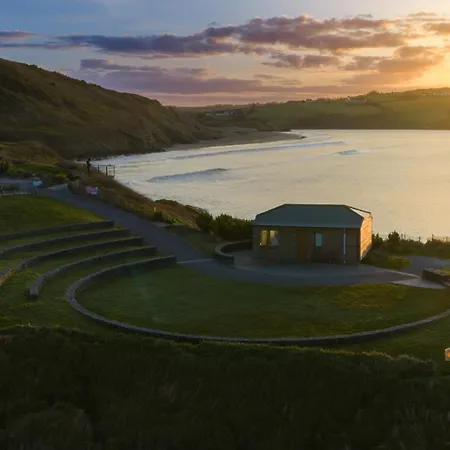 2 Bed Beachfront Inchydoney Apartament Cork