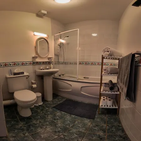 2 Bed Beachfront Inchydoney Apartament Cork