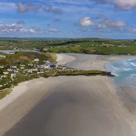 2 Bed Beachfront Inchydoney Apartament *