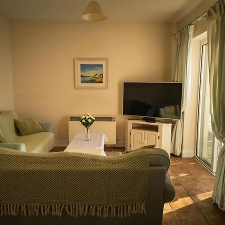 2 Bed Beachfront Inchydoney Apartament Cork
