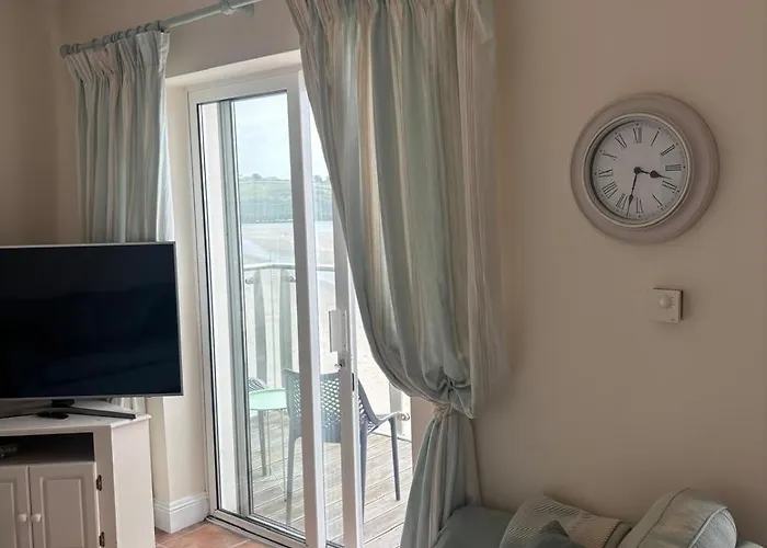 2 Bed Beachfront Inchydoney Cork Balnacart