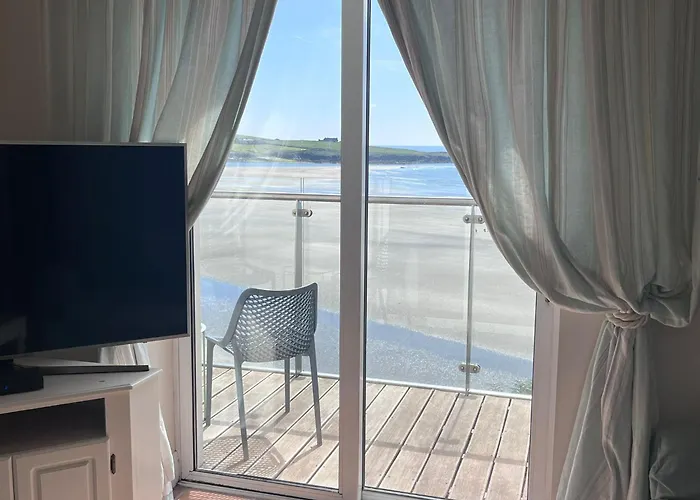 2 Bed Beachfront Inchydoney Cork Lägenhet *